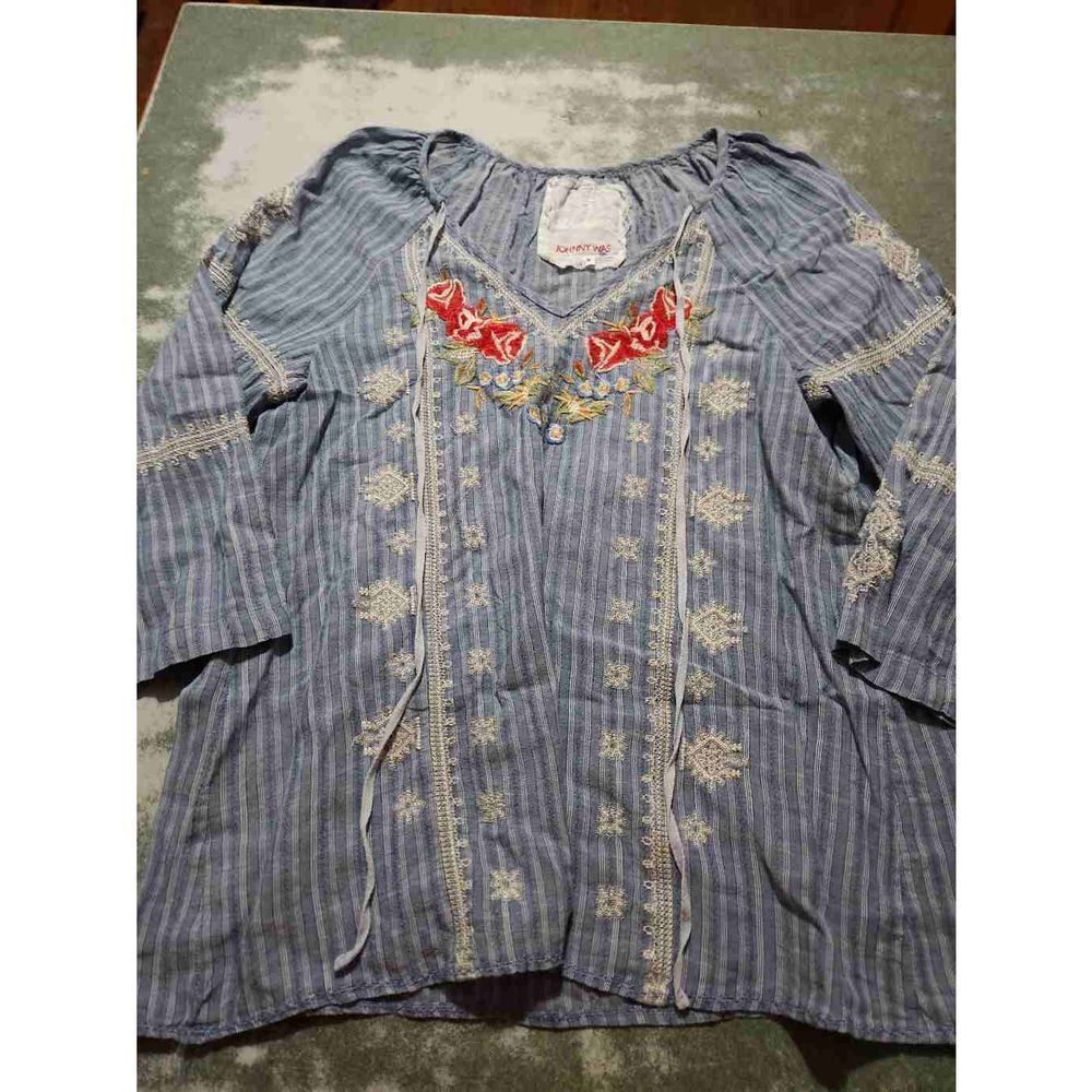 Johnny Was blue&white striped rose embroidered tie neck blouse sz Small